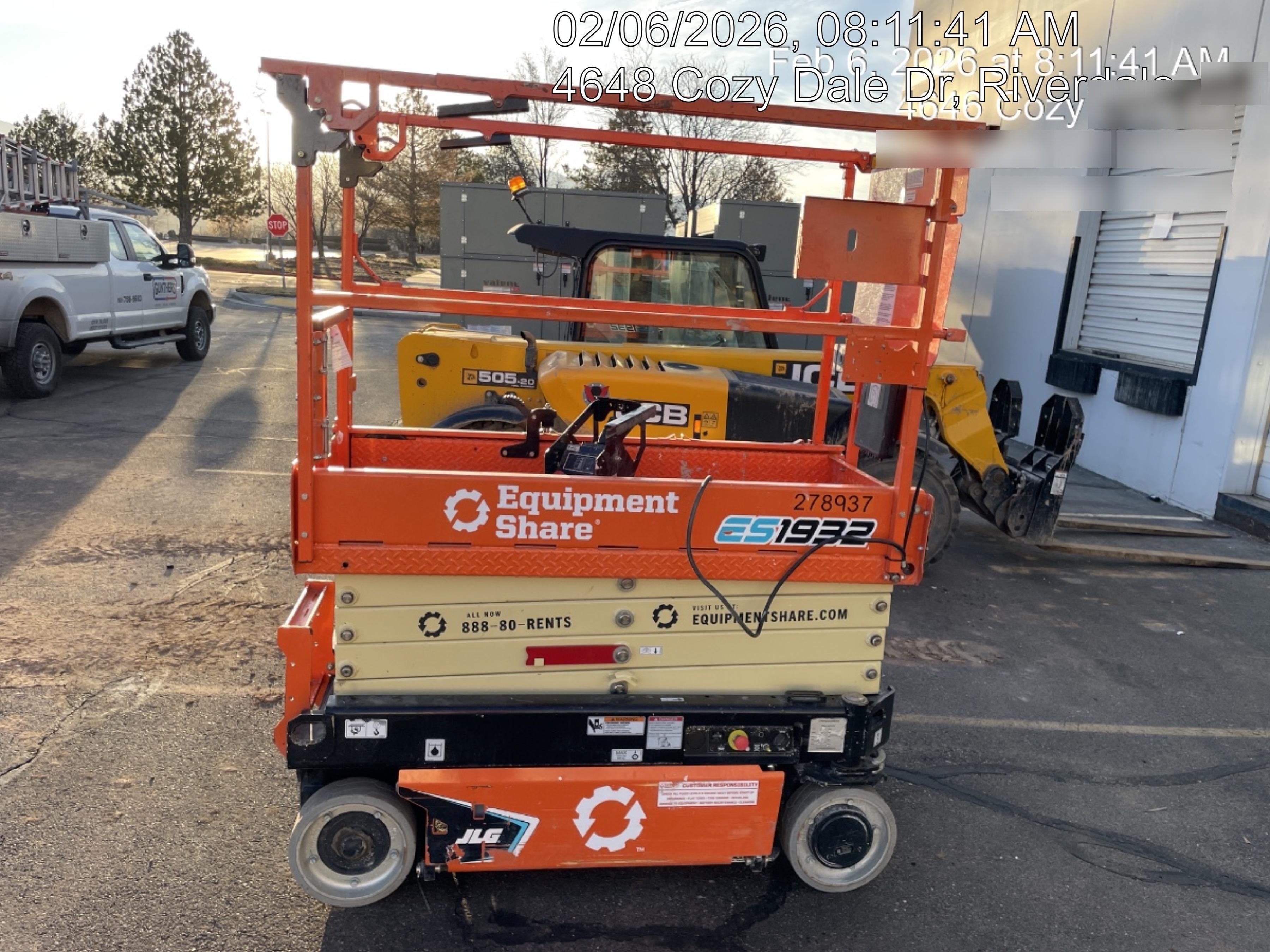 2022 JLG ES1932