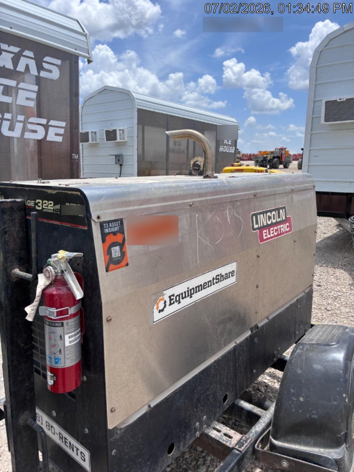 2019 Lincoln Electric Vantage 322 Welder Ready-Pak 3, Two wheel trailer, Fender and Light kit, Cable Rack