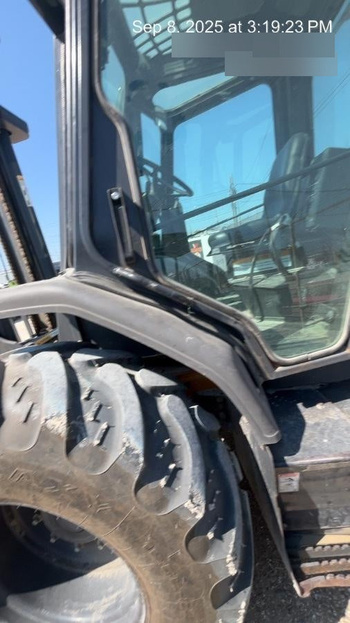 2019 CASE 588H