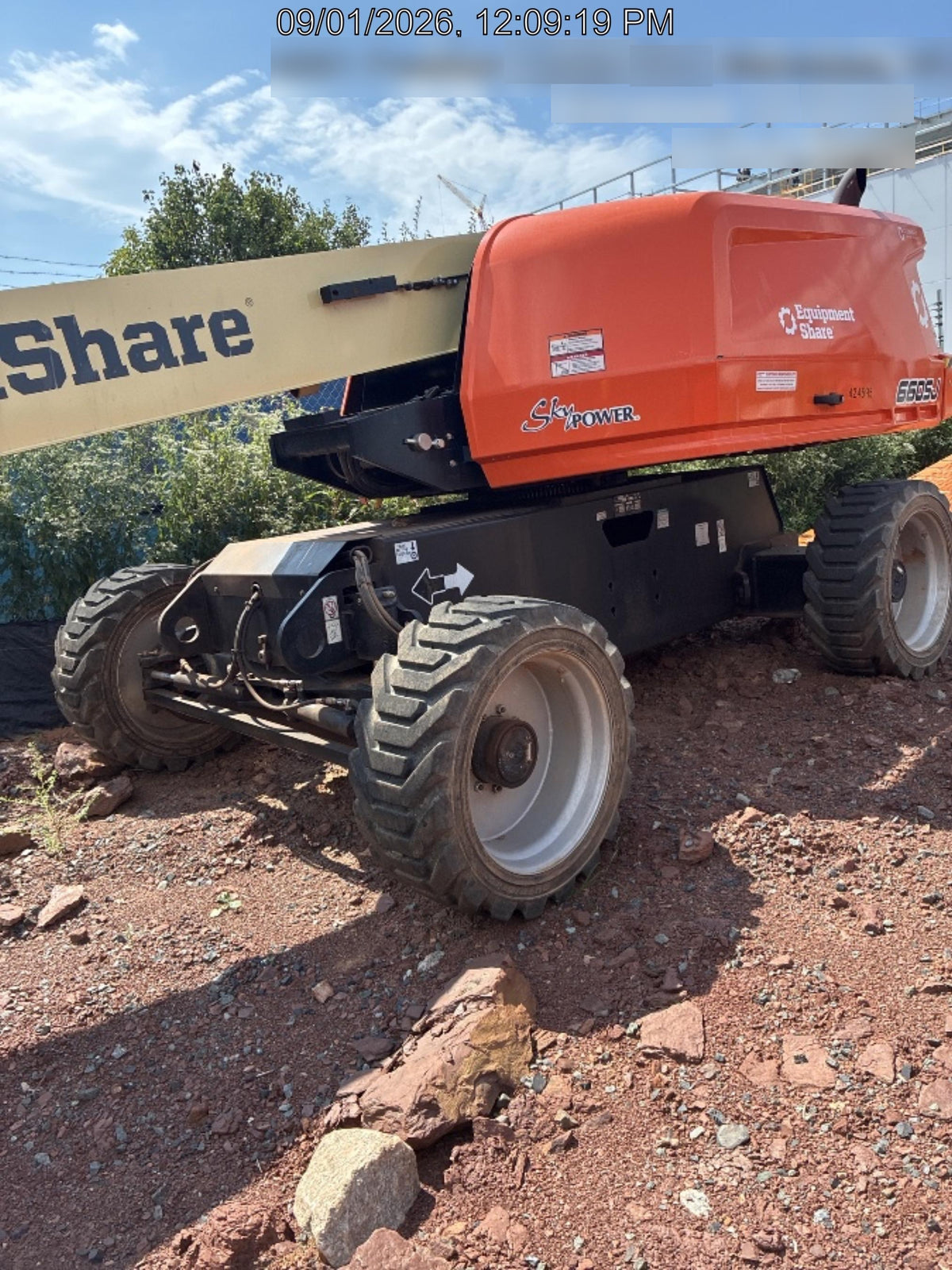 2024 JLG 660SJ