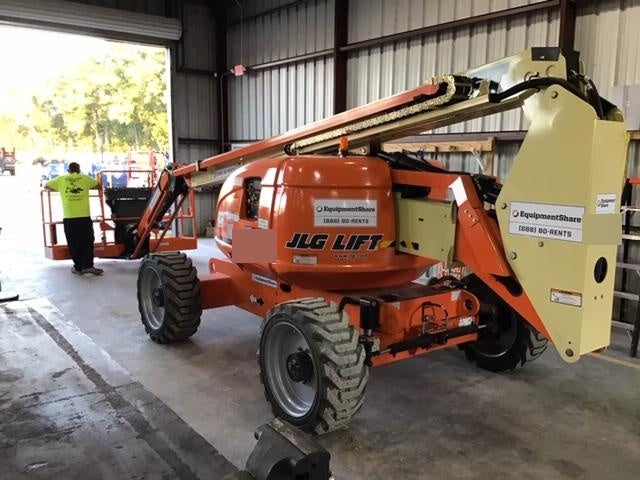 2019 JLG 600AJ