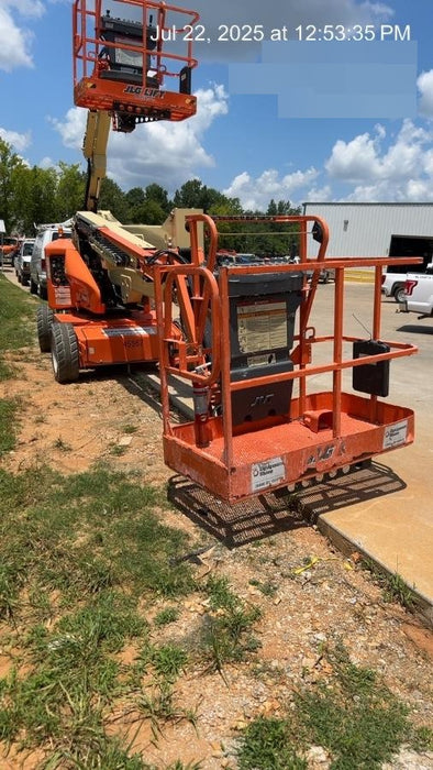 2019 JLG E450AJ