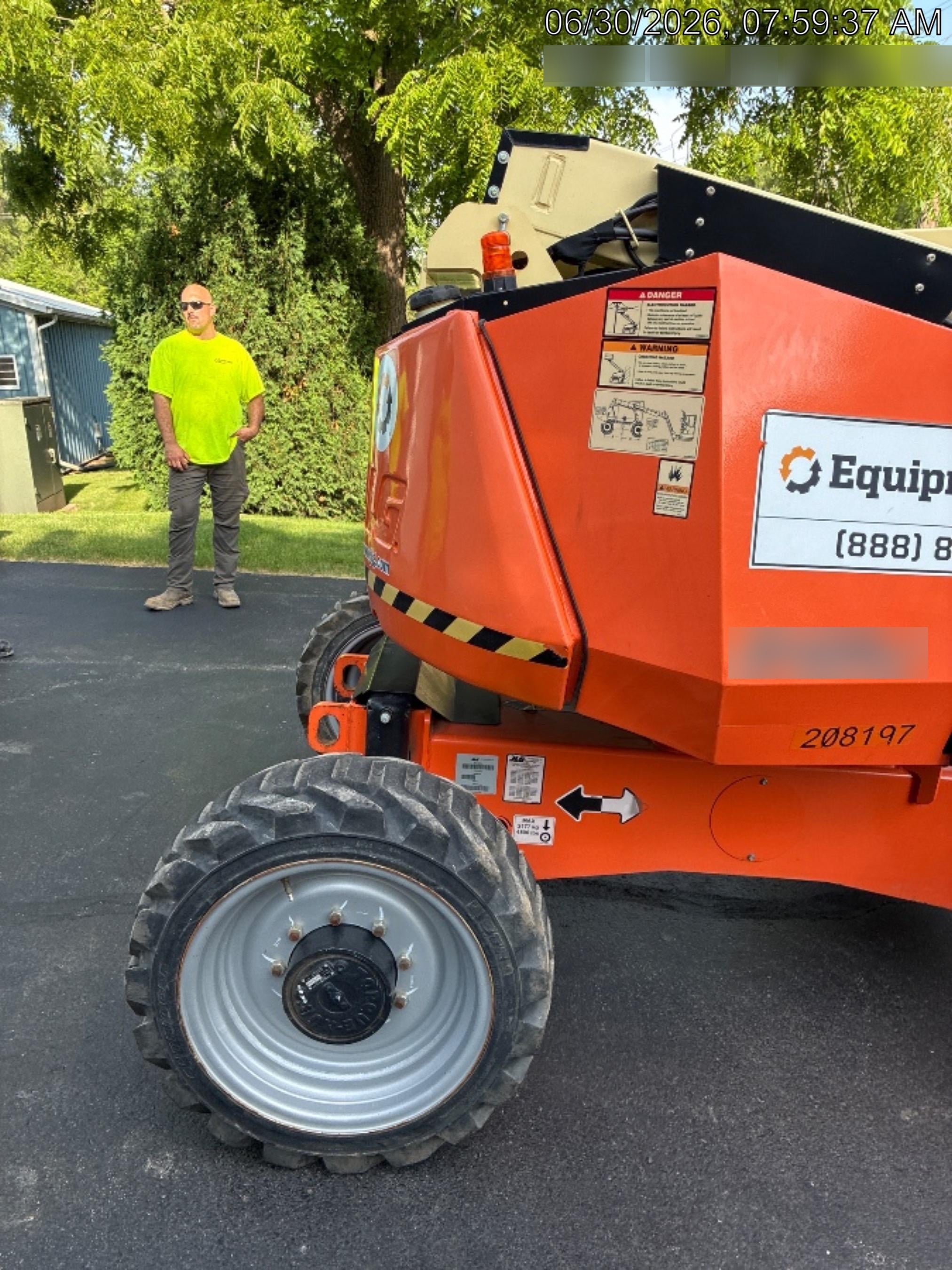 2022 JLG 340AJ