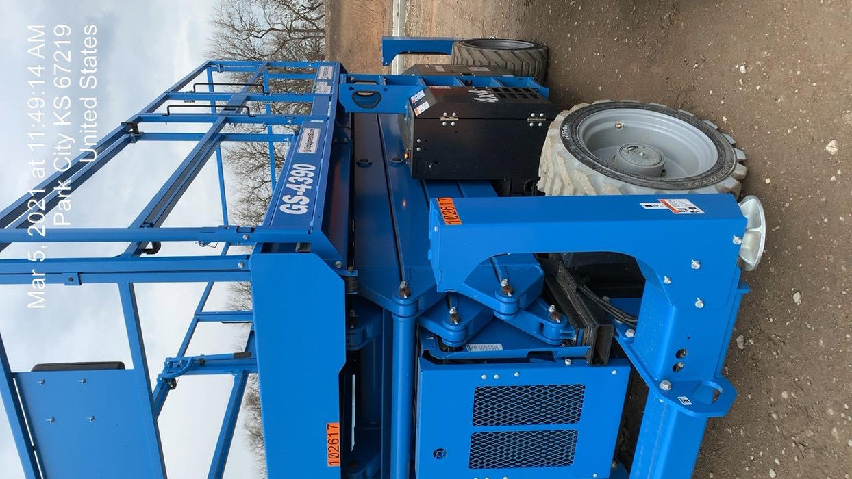 2020 GENIE GS-4390 RT