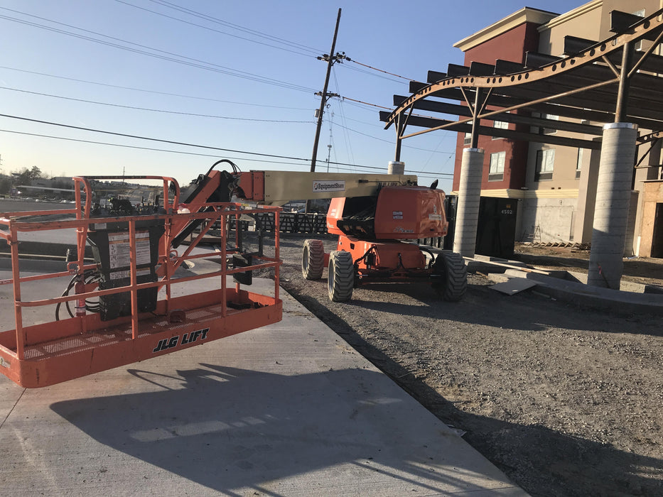 2019 JLG 660SJ