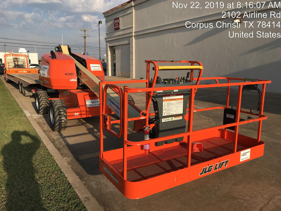 2019 JLG 400S