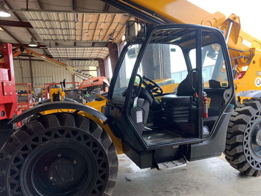 2020 JCB 509-42 Canopy, Solid Tires, Work Lights, Beacon, Aux Hydraulics, Back up Alarm, Lifting Eye, ES Decals