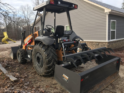 2019 Case 570N EP Canopy, 4WD, GP Front Bucket, Dual Tilt Cylinder, 84" Box Blade w/ Scarifier, Wheel Weights, Beacon