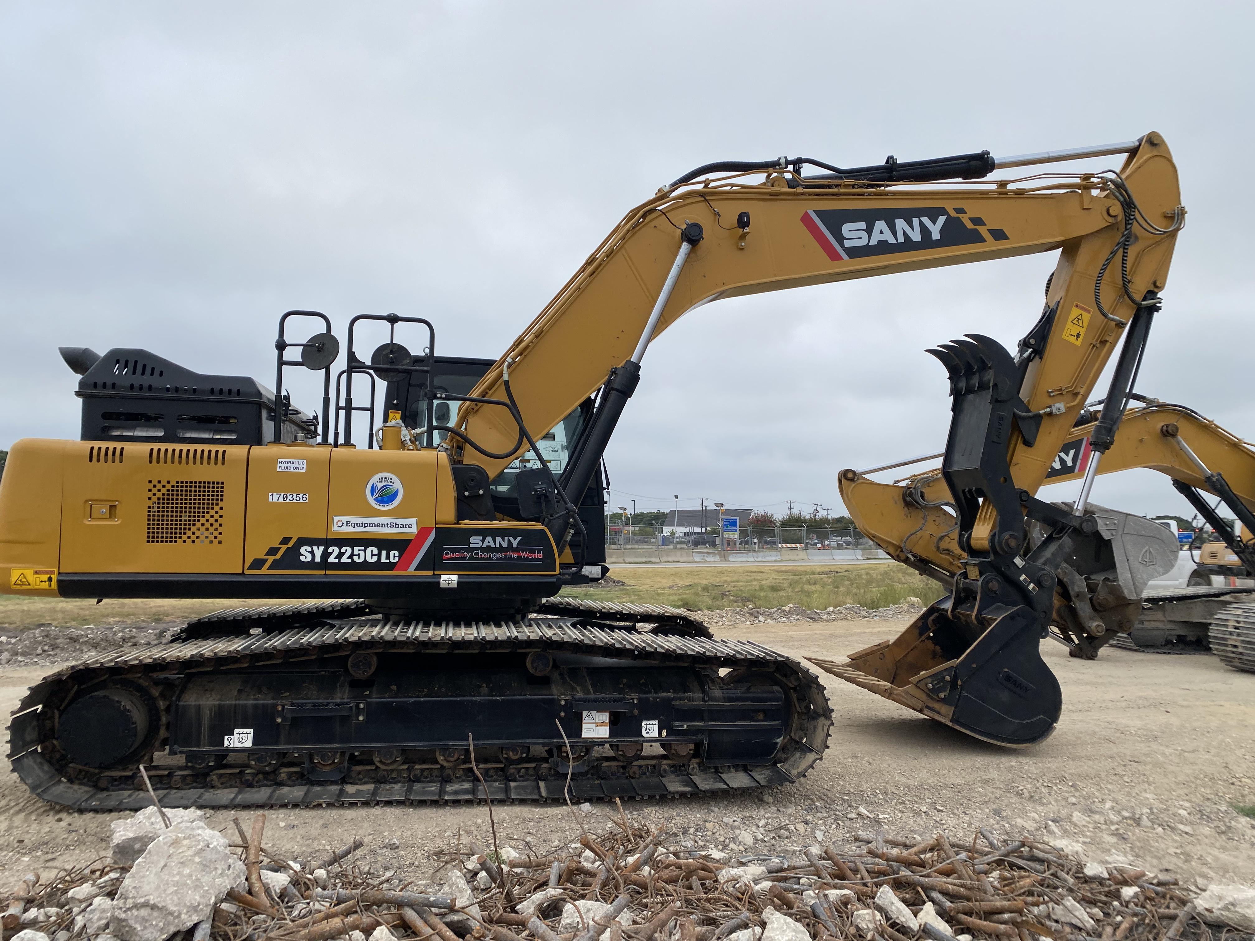 2021 SANY SY225C