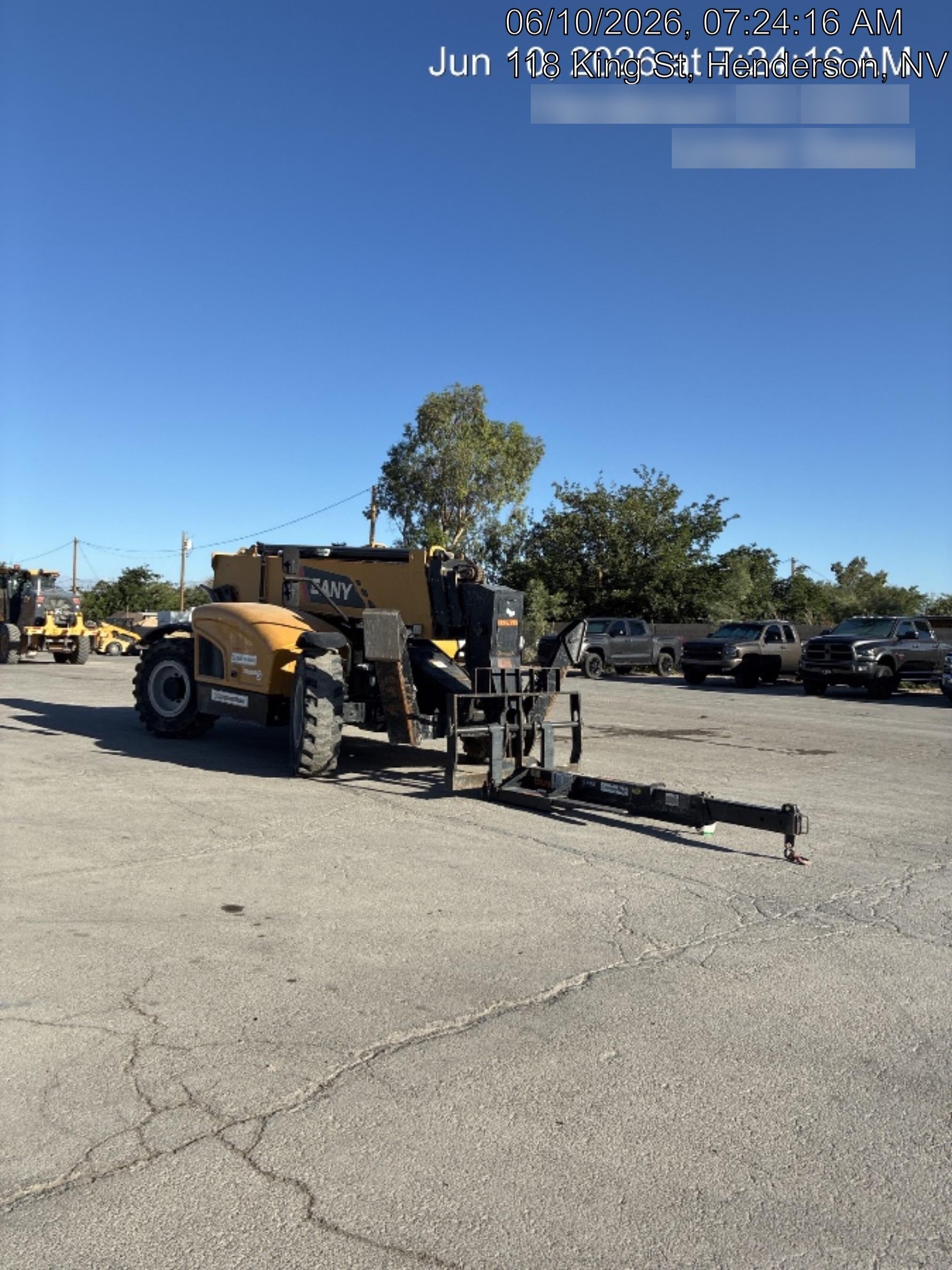 2022 SANY STH1056
