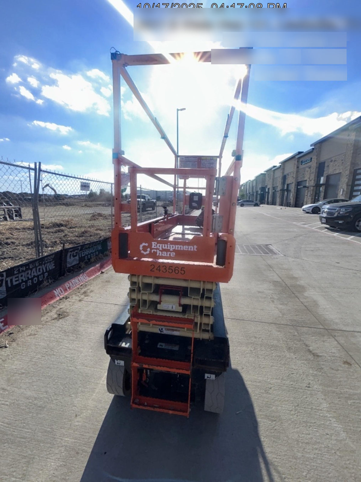 2022 JLG ES2632