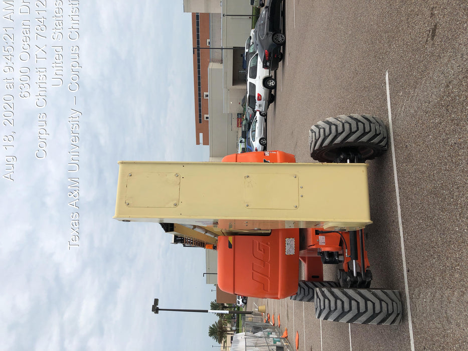 2020 JLG 800AJ