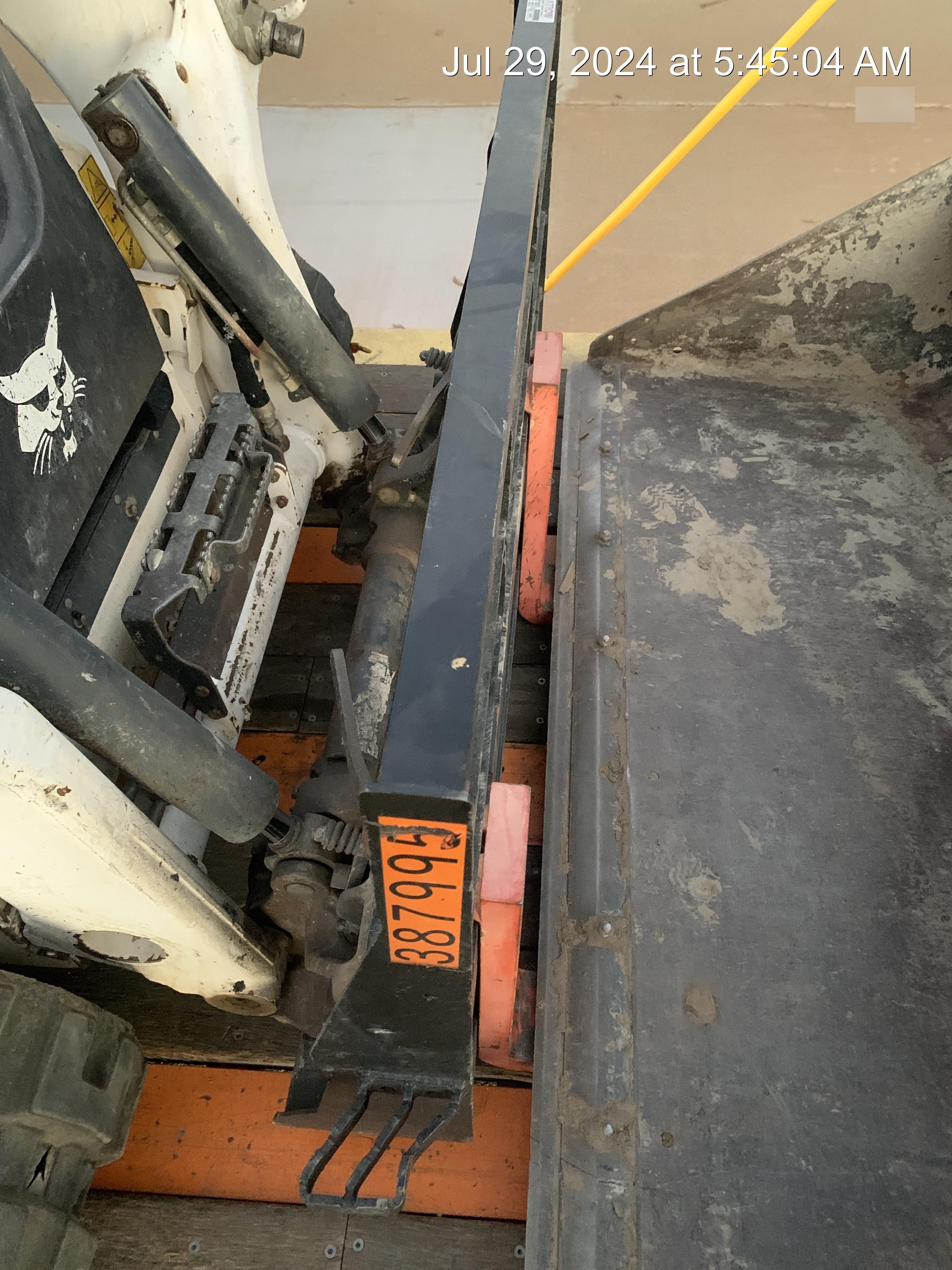 2024 ARROW MATERIAL HANDLING FS5100CB - 72"