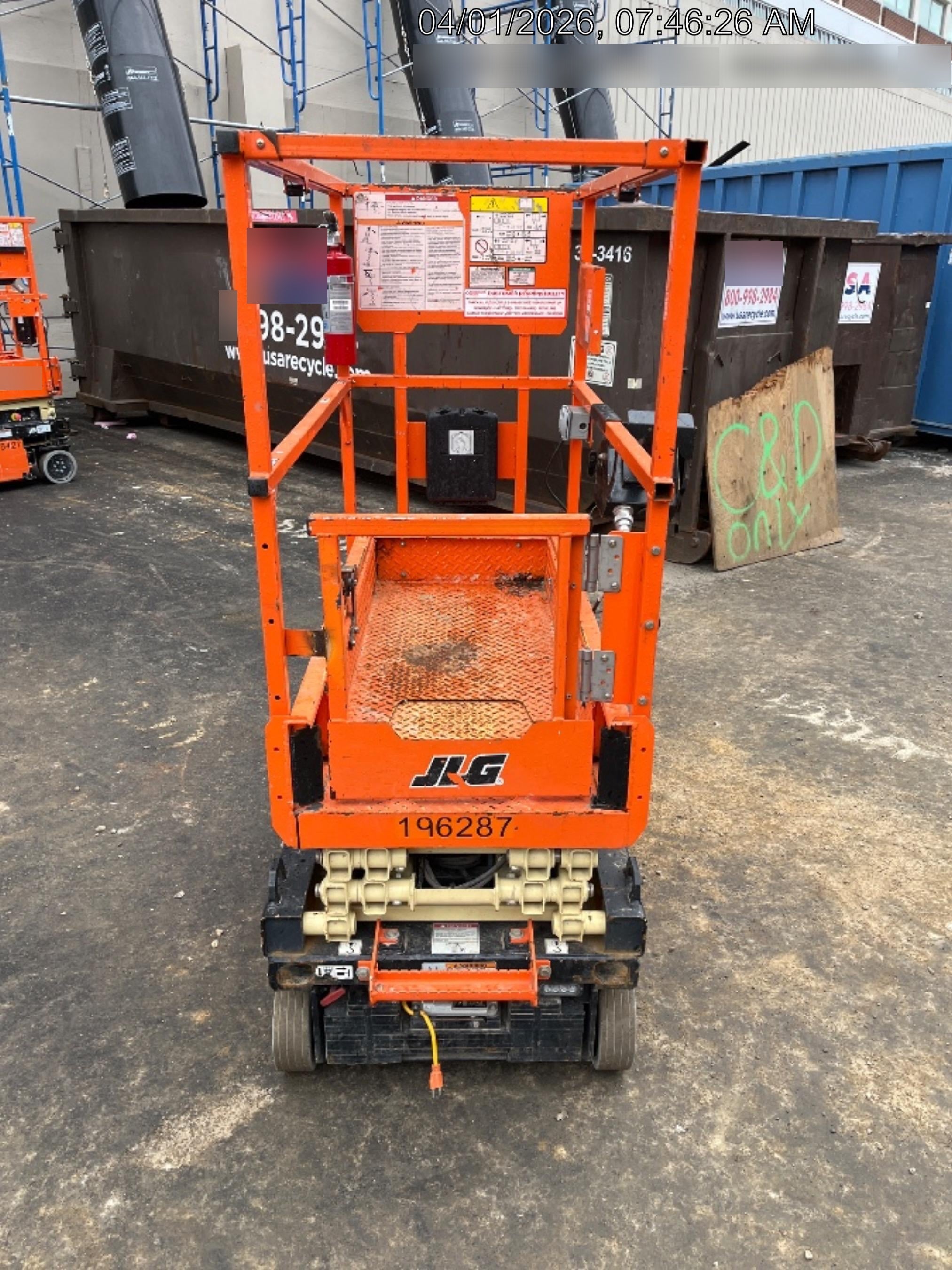 2021 JLG ES1330L