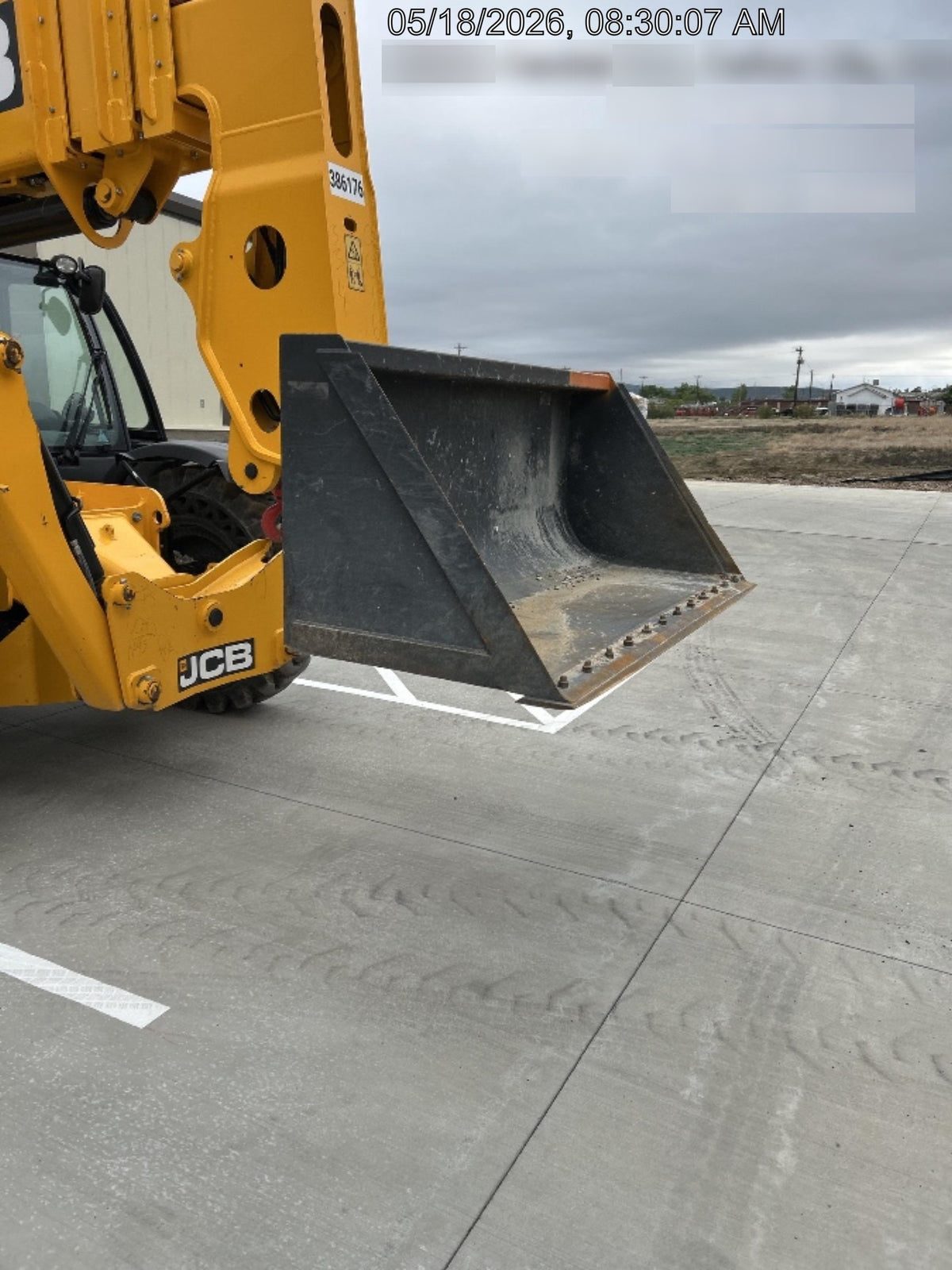 2024 ARROW MATERIAL HANDLING 3207212B081