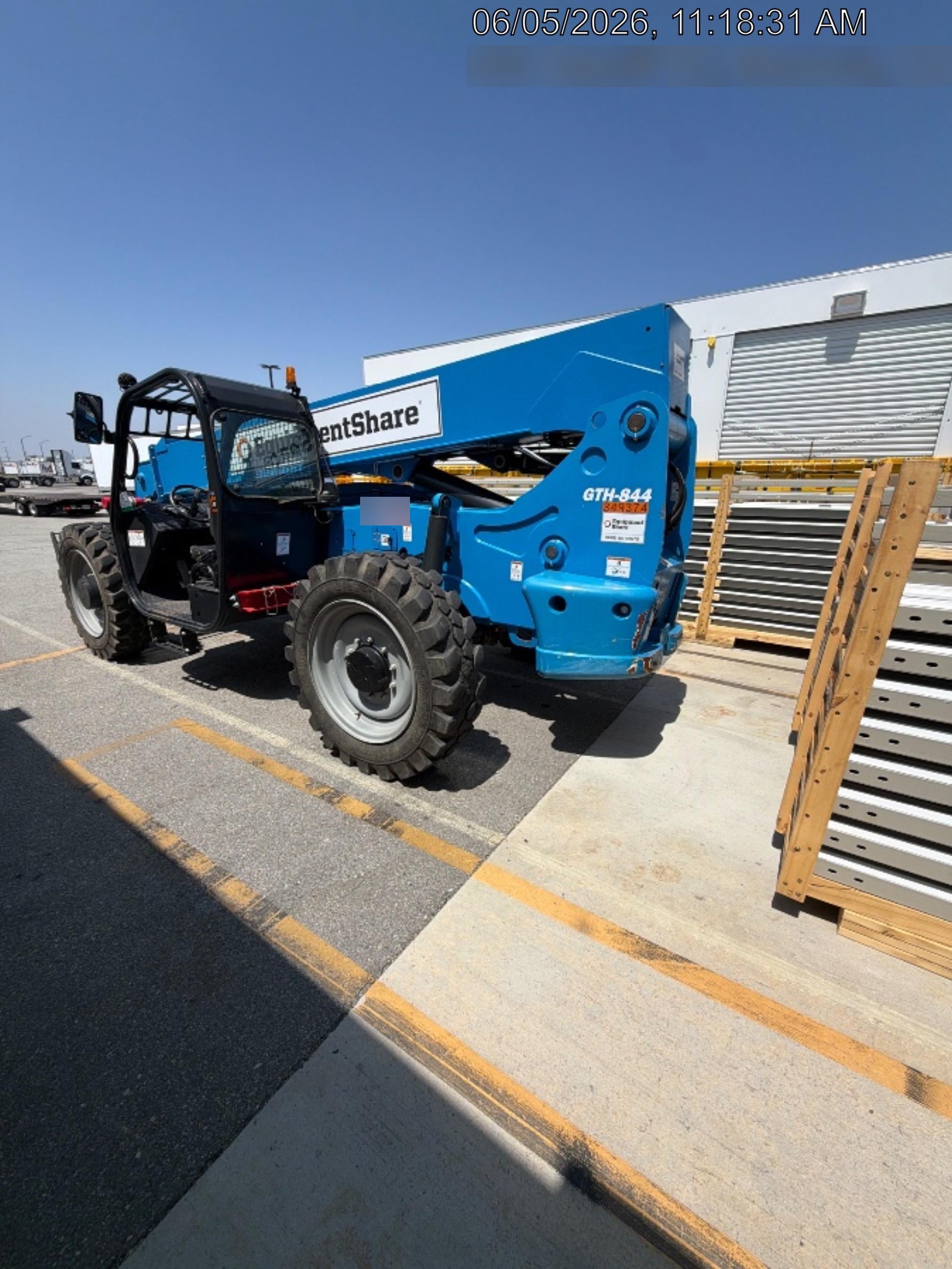 2023 GENIE GTH-844