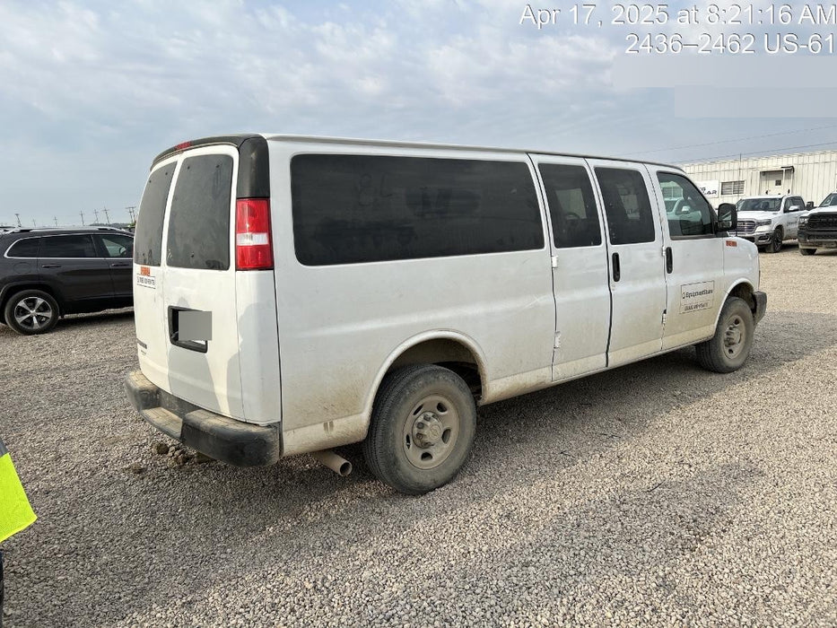 2023 CHEVROLET Express Van - Rental