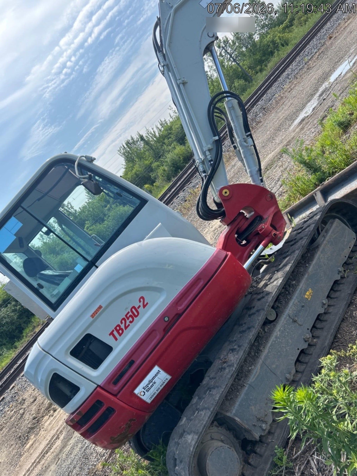 2022 TAKEUCHI TB250-2CR