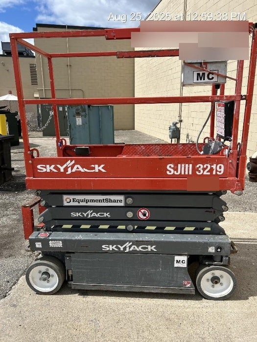 2016 Skyjack SJIII-3219 Standard Rental Specs