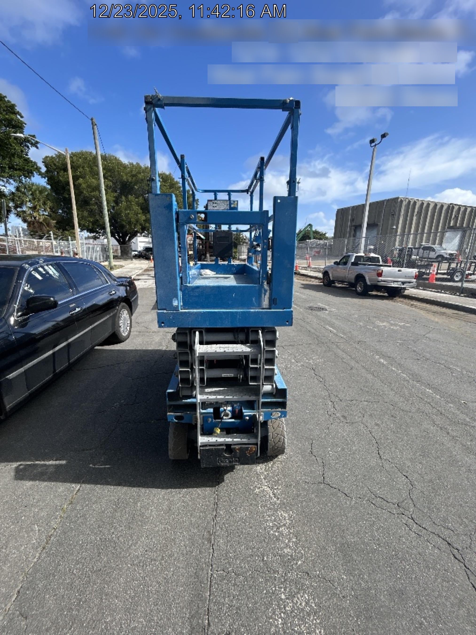 2023 GENIE GS-2632