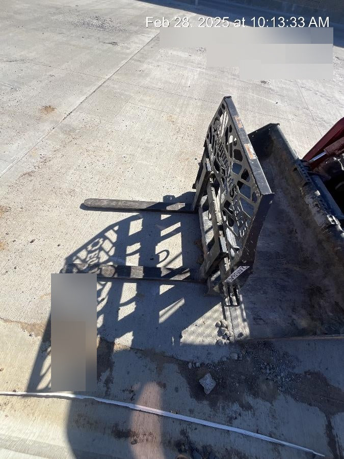 2022 PALADIN 48" Pallet Forks - Paladin