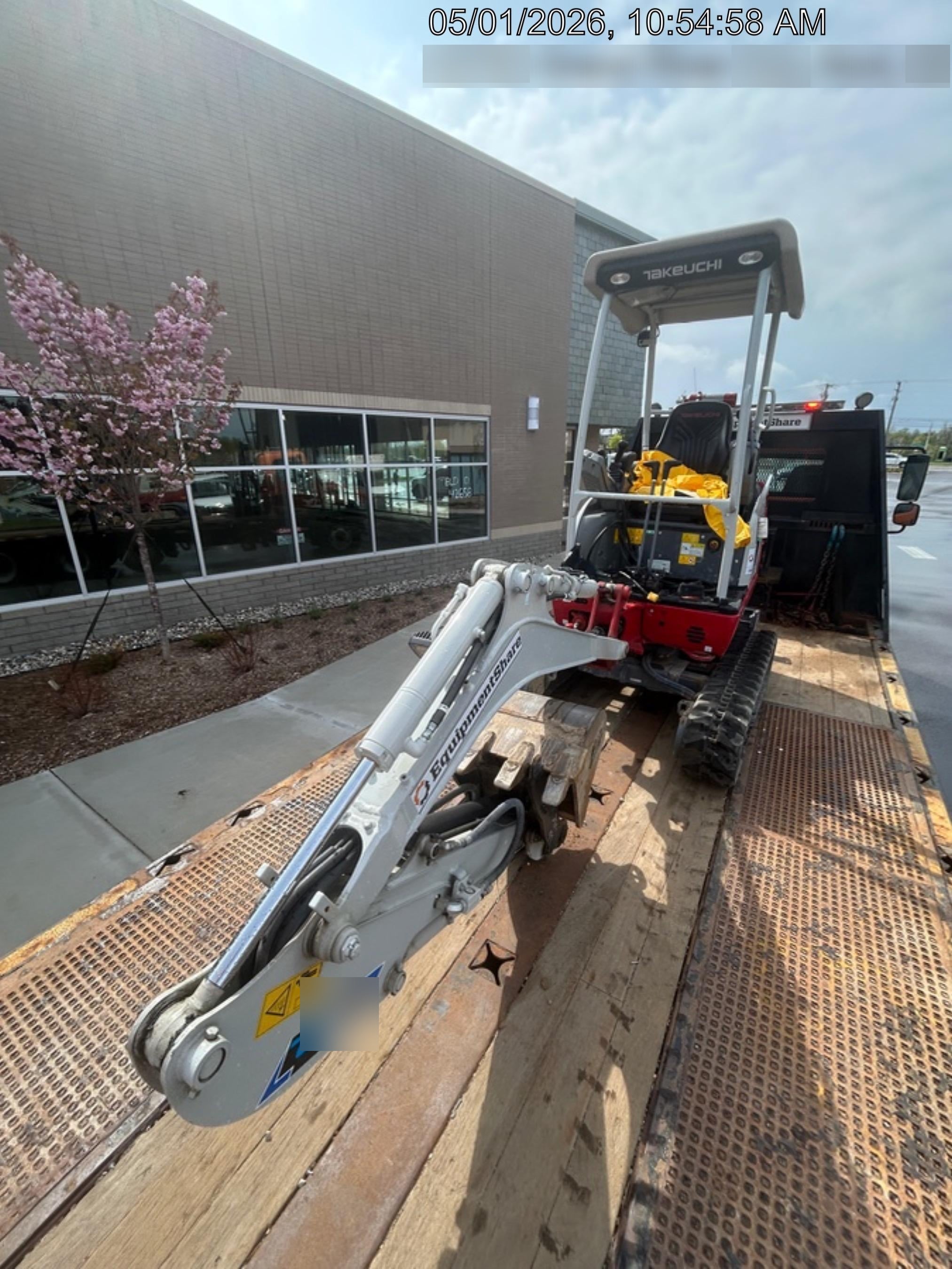 2023 TAKEUCHI TB20e