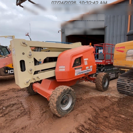 2019 JLG 450AJ