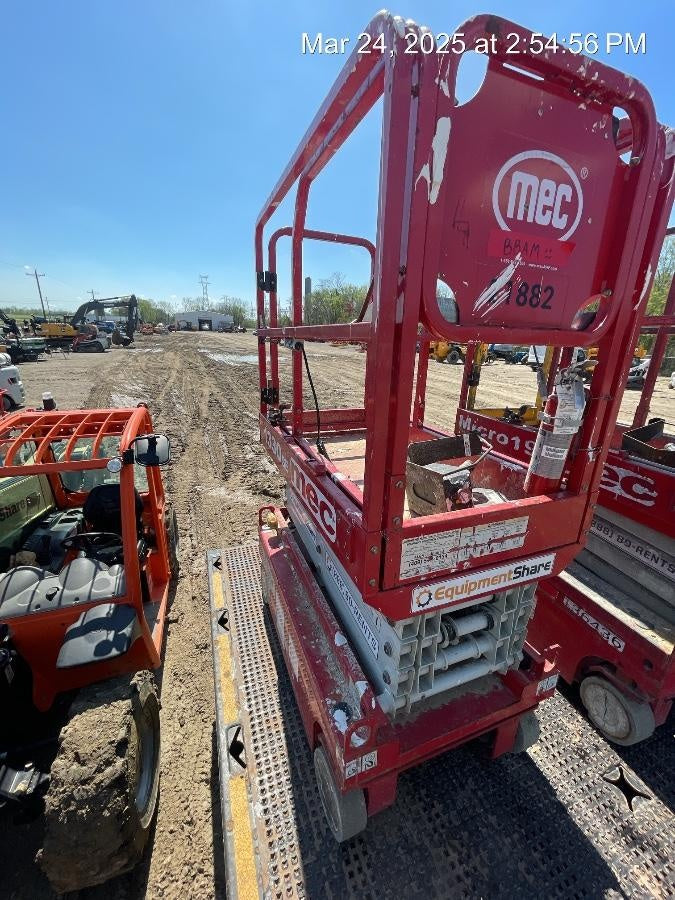 2019 MEC 1330SE MEC 1330SE w/ES Track Hardware, Full Extended 2 Year Warranty