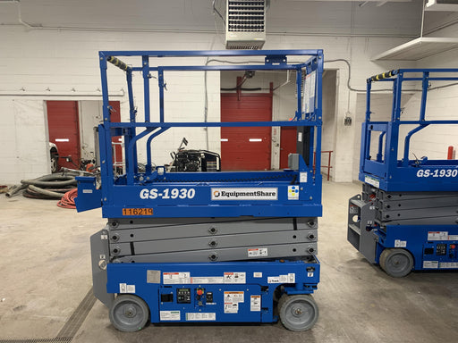 2020 Genie GS-1930 Solid Non Marking Tires, Beacon, Folding rails with half height swing gate