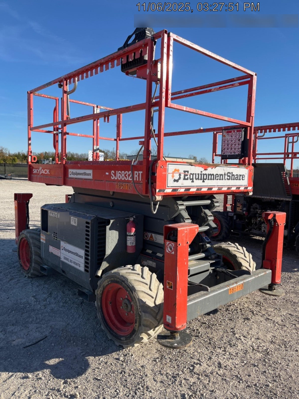 2021 SKYJACK SJ6832 RT