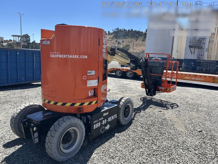 2025 JLG E300AJP