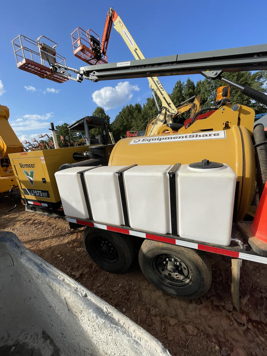 2023 Vac-Tron LP573XDT T4 Koehler Diesel Engine, 500 Gallon Debris Tank, x2 100 Gallon Water Tanks