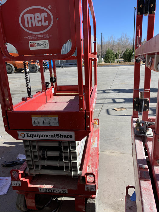 2020 MEC 1330SE Solid NM Tires, Steel Swing out Doors, LCS, Beacon, 900W Invertor