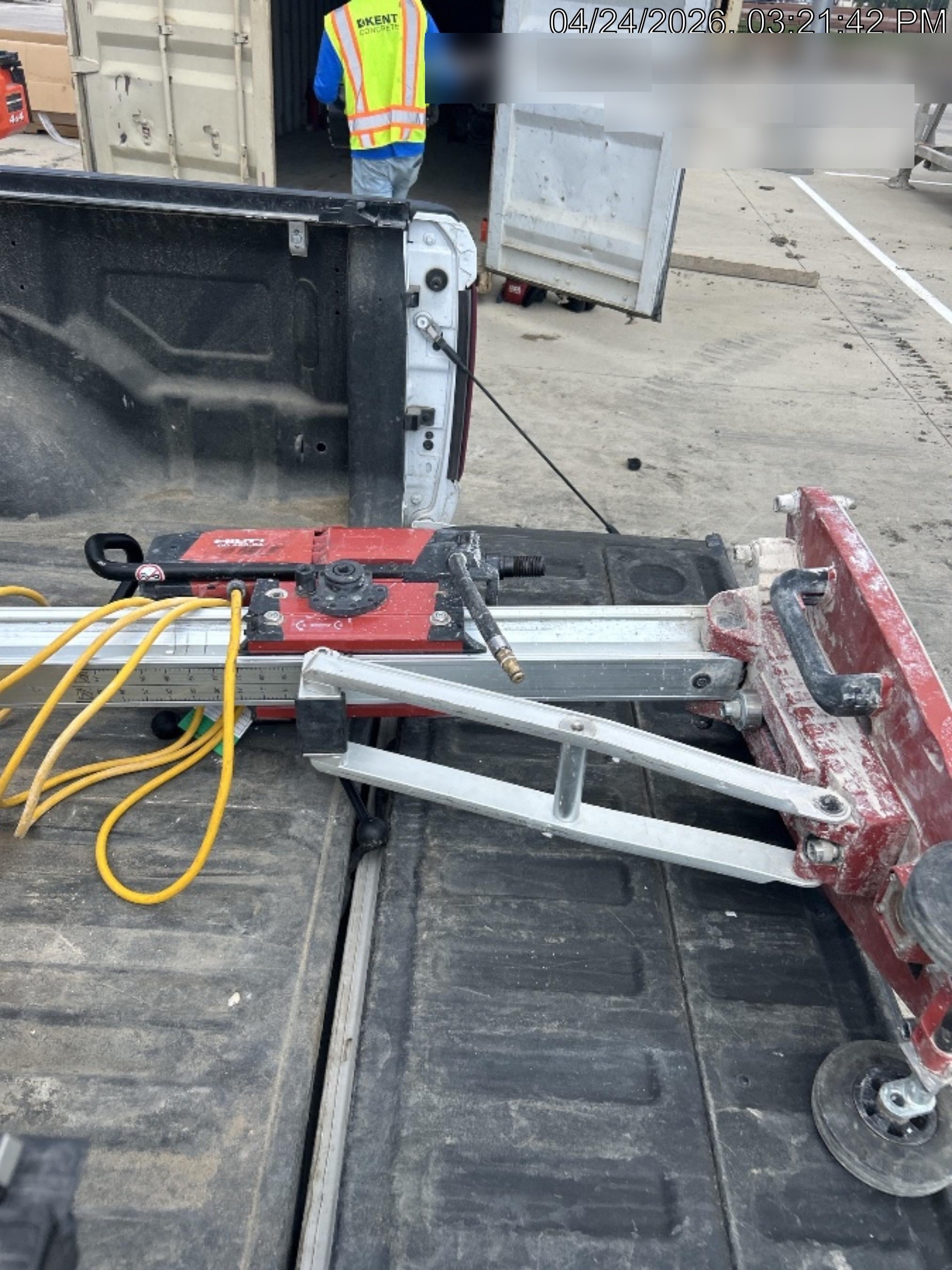 2023 HILTI DD250E