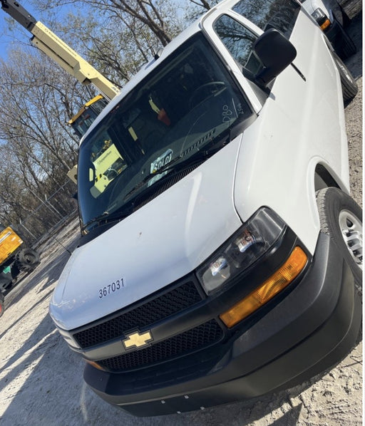 2023 CHEVROLET Express Van - Rental