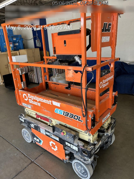 2022 JLG ES1330L