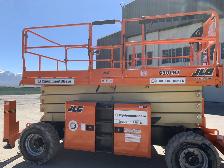 2020 JLG 430LRT