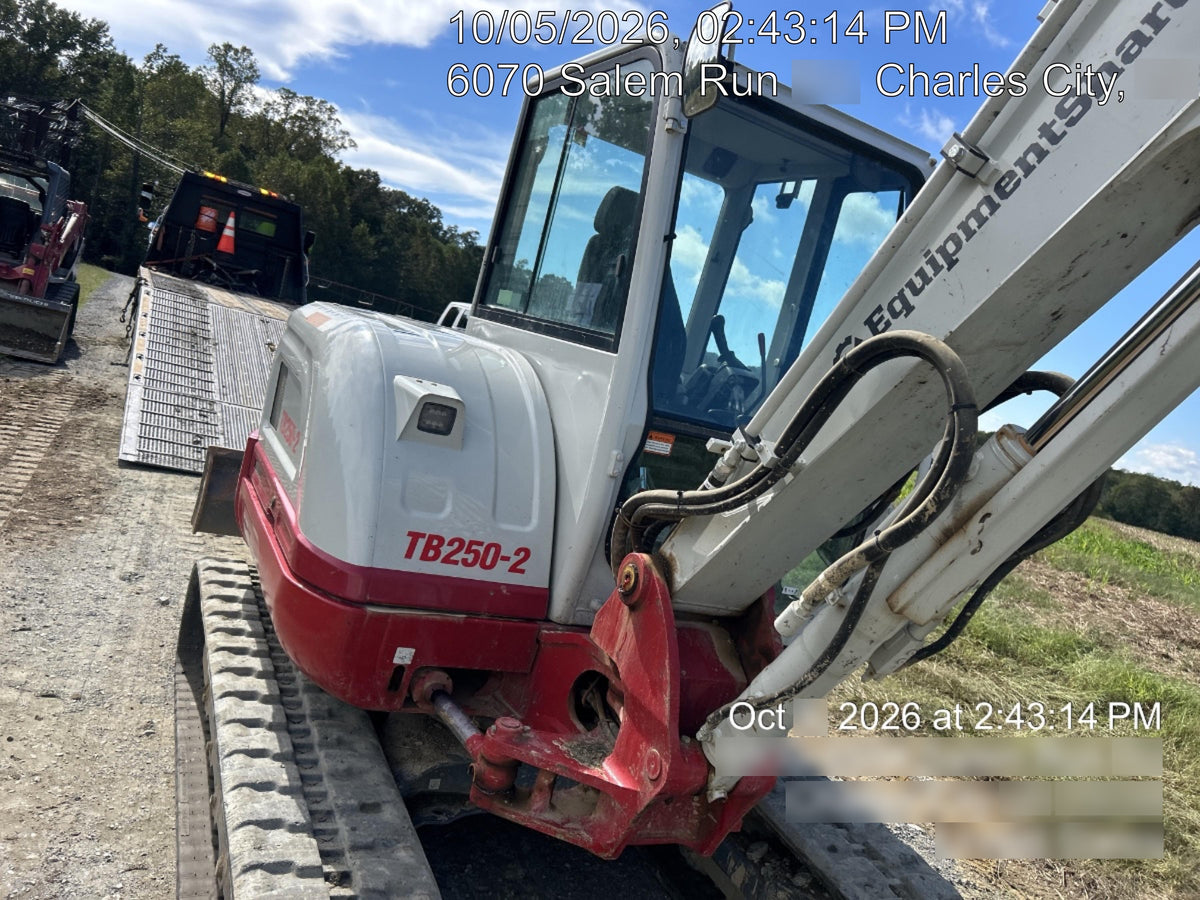2025 TAKEUCHI TB250-2CR