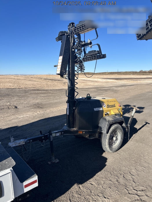 2022 Allmand NLV3GR (4) LED Light Fixture 350W, 23' Vertical Mast, 3kW Prime, Towable, ES Decals, T3