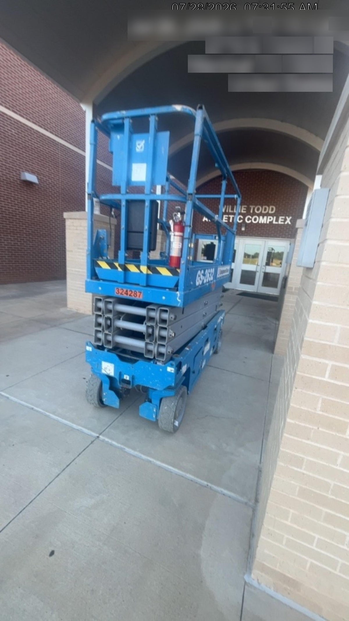 2023 GENIE GS-2632