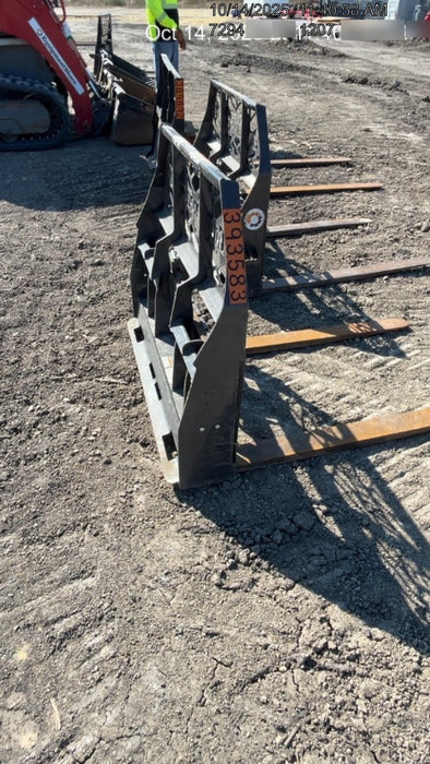 2024 PALADIN 48" Pallet Forks - Paladin