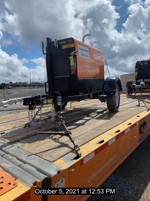 2021 Lincoln Electric Vantage 322 Vantage 322 Ready Pak 3 w/ Telematics & Decals, ORANGE (includes trailer, cable rack, fender light kit)