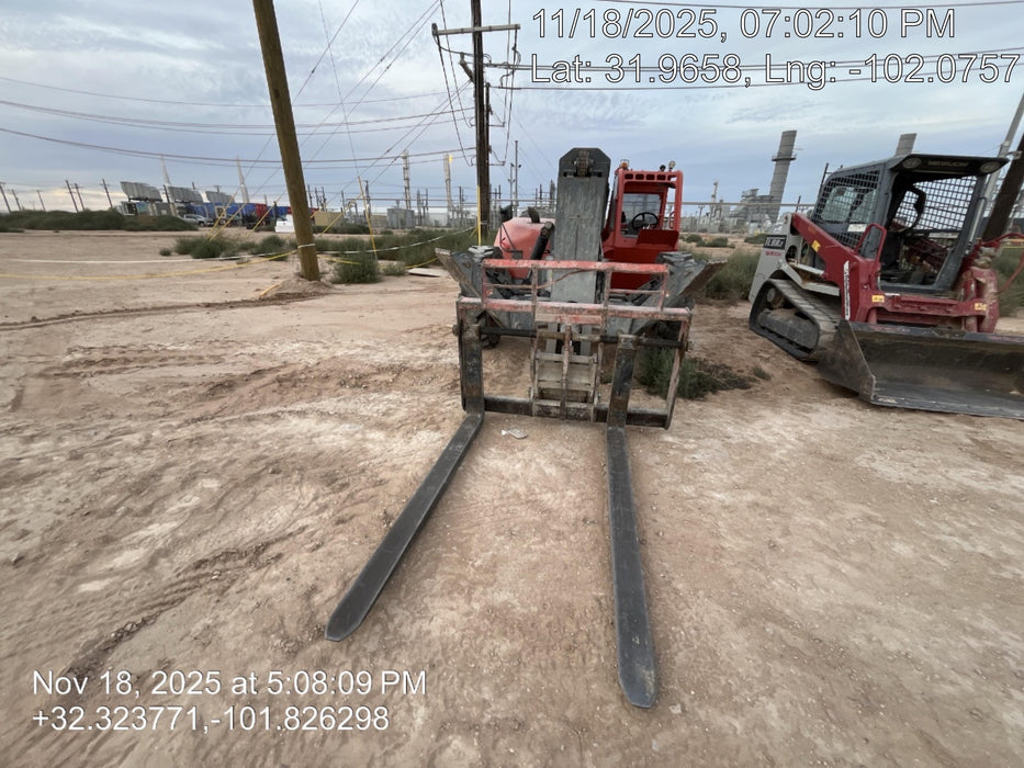 2018 Skyjack SJ1056 TH Skyjack 1056 TH Telehandler w/Open ROPS, Work Lights/Beacon, Solid Tires, 60" Carriage and Forks