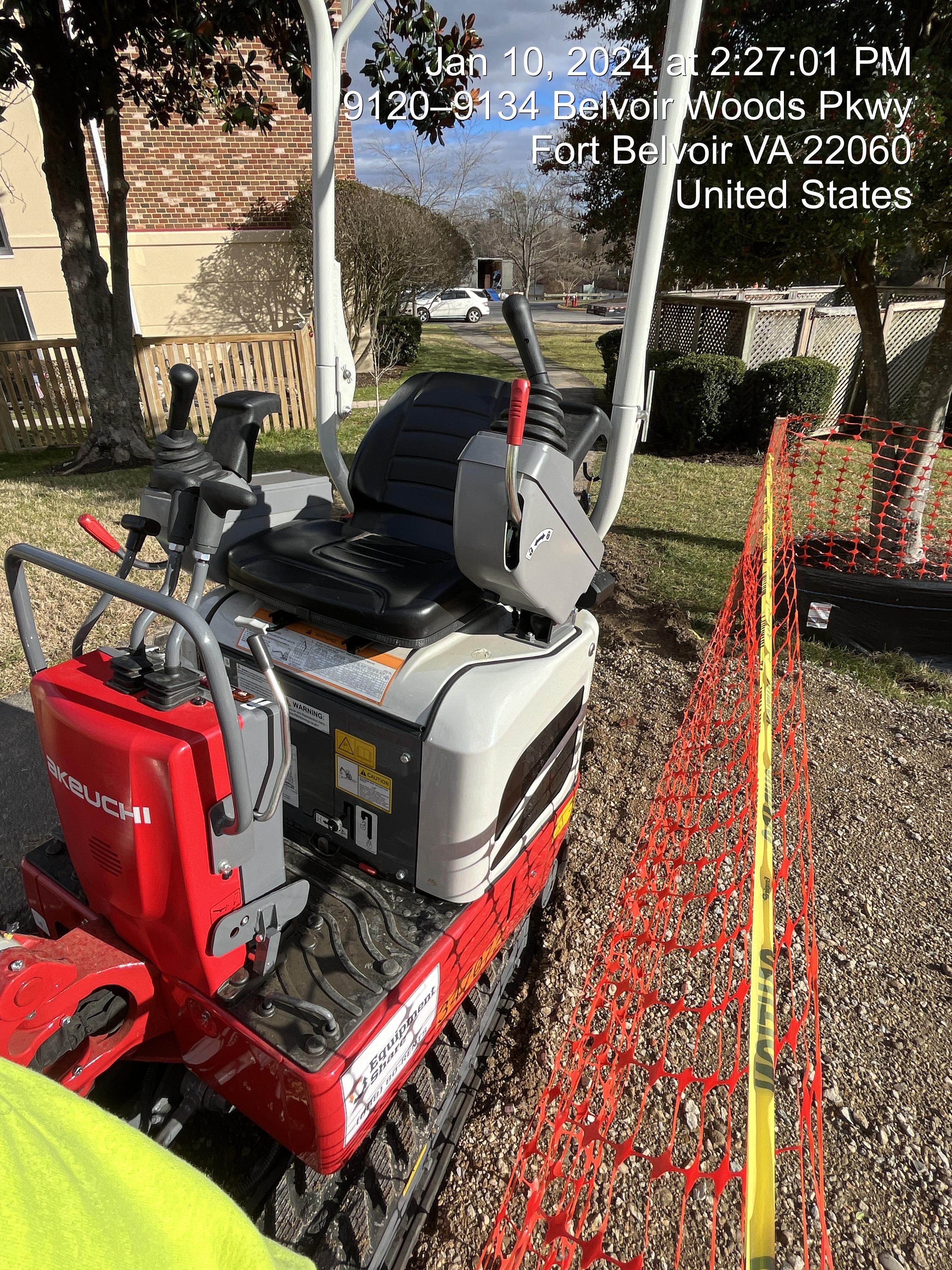 2023 TAKEUCHI TB210R