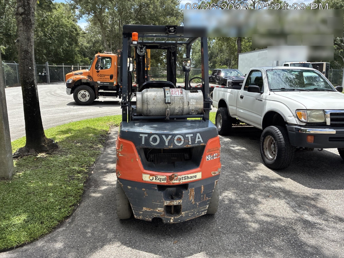 2022 TOYOTA 50-8FGU25