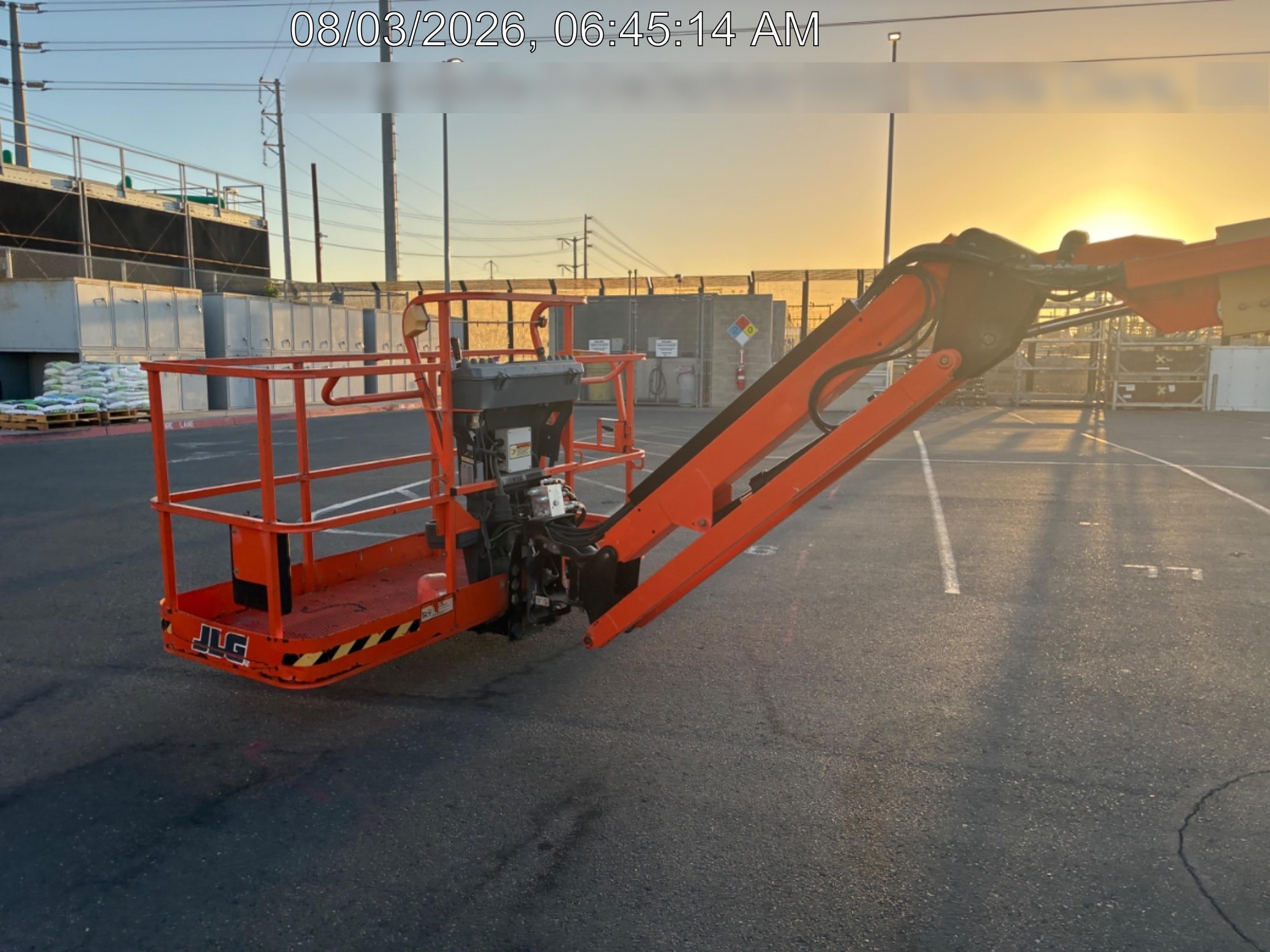 2021 JLG 600AJ