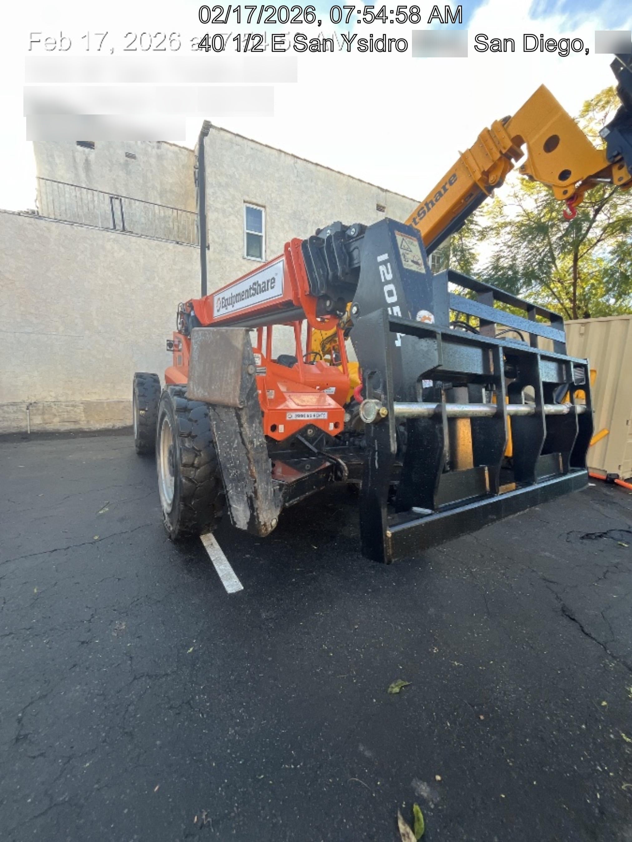 2025 JLG 1001095418