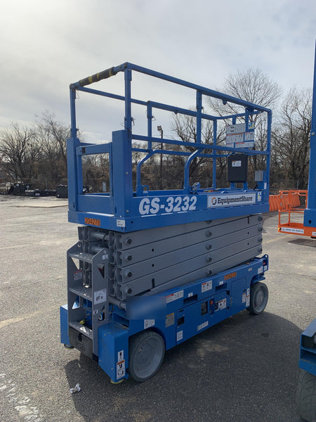 2022 GENIE GS-3232