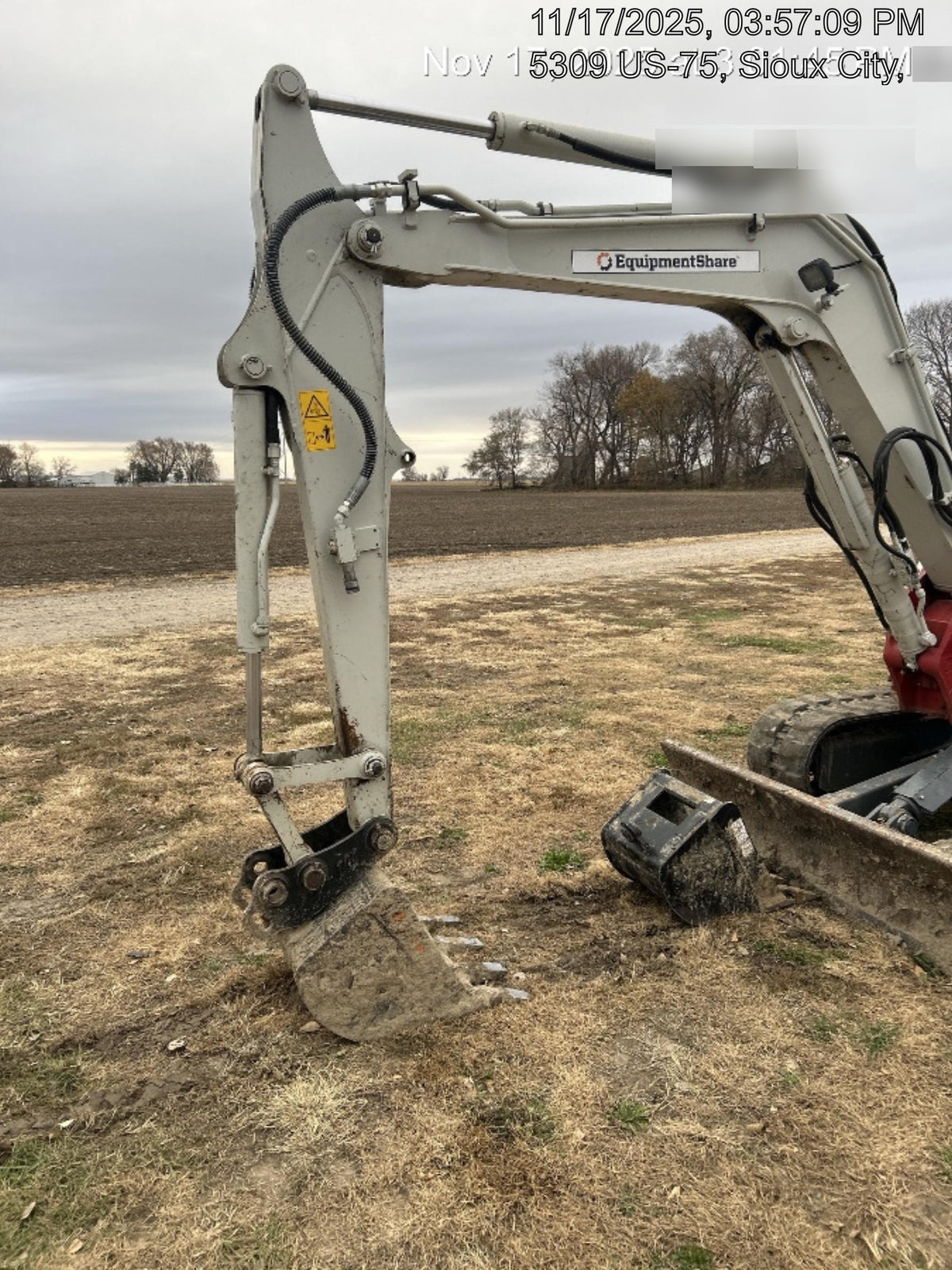 2025 TAKEUCHI 18" HD Bucket - Takeuchi