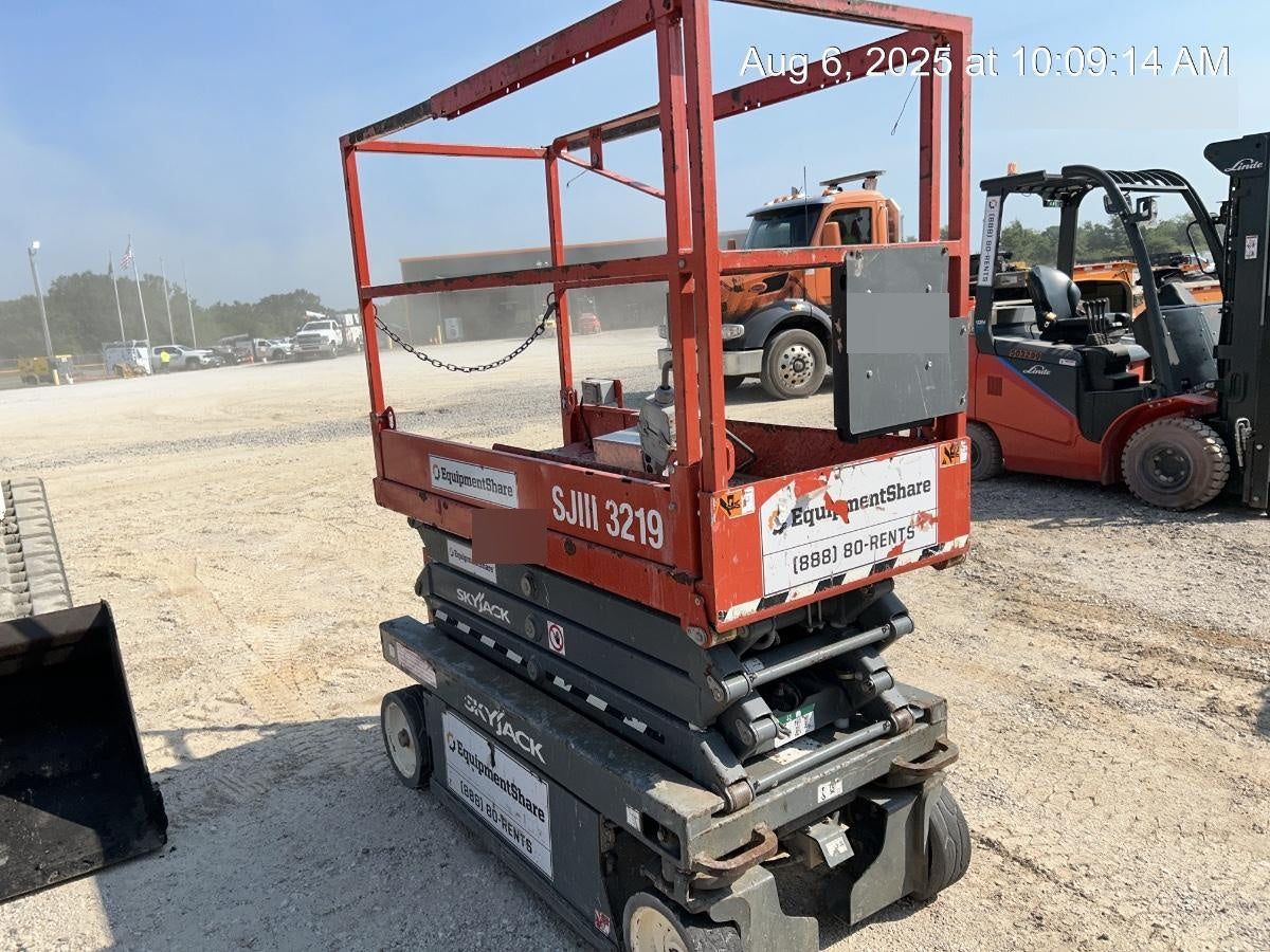 2019 Skyjack SJIII-3219 Standard Options, Trojan Batteries